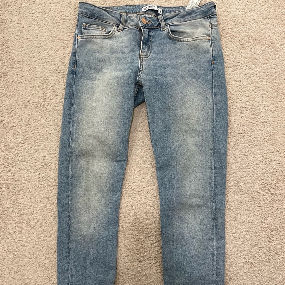 Zara jeans with pearls in the boot